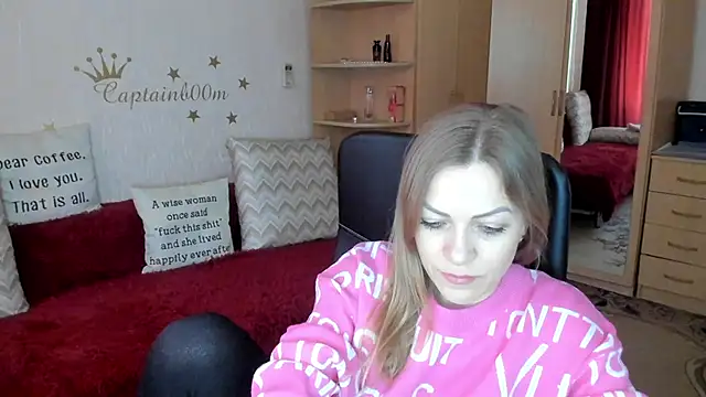 SilviaEyes online show from February 2025 09:31:02 AM