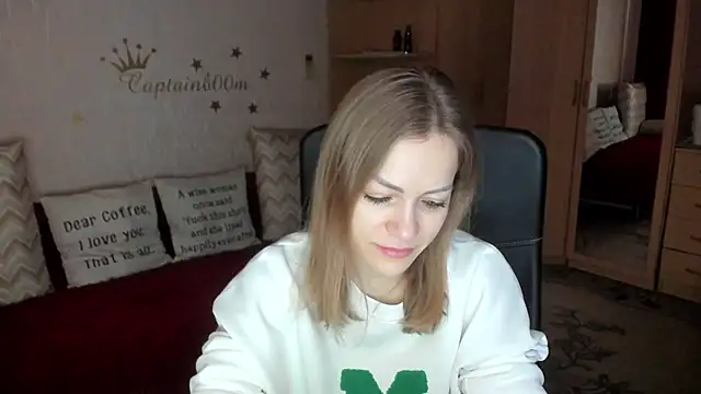 SilviaEyes online show from March 2025 04:13:01 AM