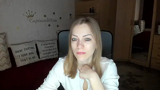 SilviaEyes online show from March 2025 03:22:01 AM