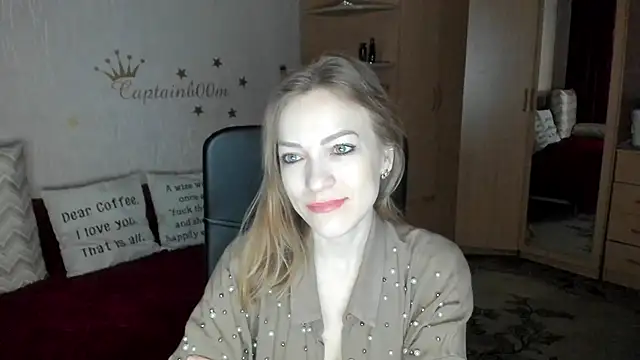 SilviaEyes online show from March 2025 03:21:02 AM