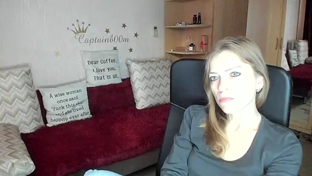 SilviaEyes online show from September 2025 03:07:02 AM
