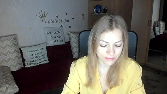 SilviaEyes online show from September 2025 02:57:01 AM
