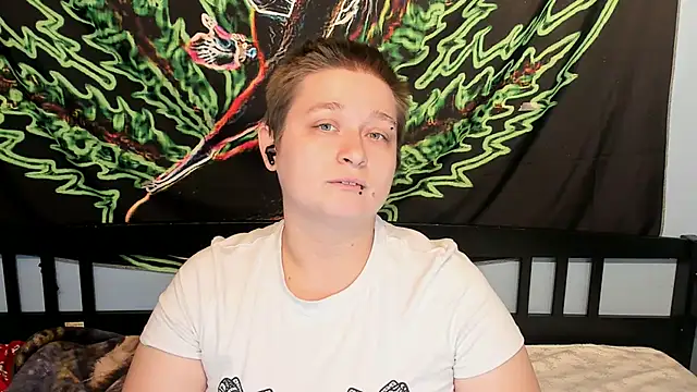 Snapshot of Chloenightmare chatting on November 2025 06:57:02 AM Chloenightmare online show from November 2025 06:57:02 AM