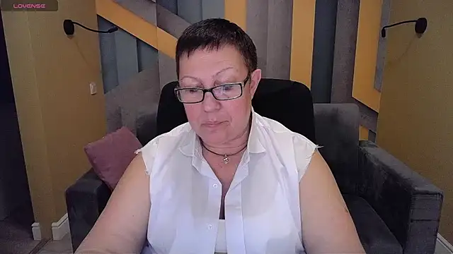 BarbaraTurners online show from December 2024 12:39:01 AM