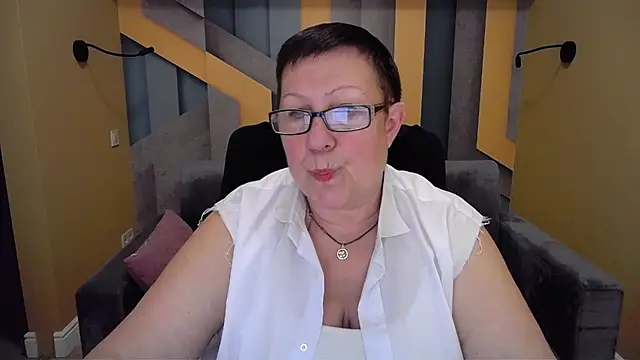 BarbaraTurners online show from December 2024 06:48:02 PM