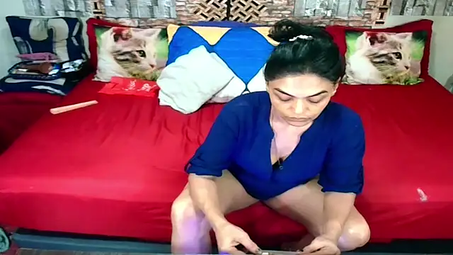 Indian Blaze00 online show from November 2025 07:12:01 PM