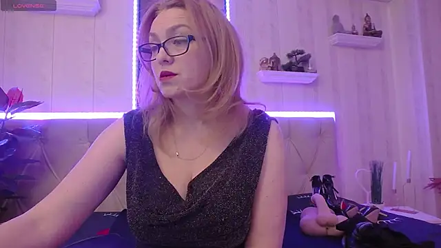 LadyJeen online show from February 2025 07:54:02 AM