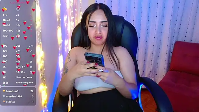 Snapshot of AmberGoddess_ chatting on December 2024 05:39:02 AM AmberGoddess online show from December 2024 05:39:02 AM