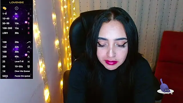 Snapshot of AmberGoddess_ chatting on January 2025 08:36:01 AM AmberGoddess online show from January 2025 08:36:01 AM