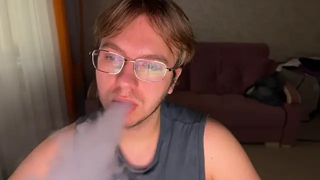 kiopiggy online show from December 2025 07:06:02 AM