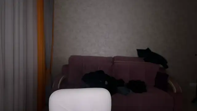 kiopiggy online show from December 2025 05:31:02 PM