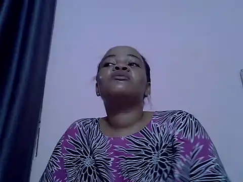 Amberay1 online show from September 2025 09:59:02 PM