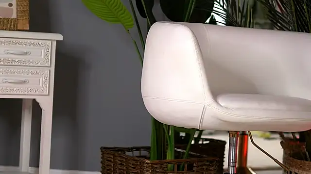 KellyMathews online show from November 2025 03:17:01 AM