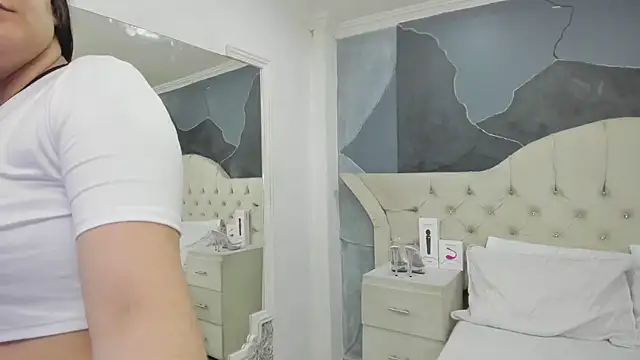 AmberGreyy  online show from March 2025 12:42:02 PM