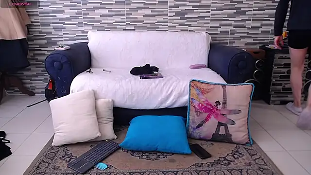 VioletaGomezCo online show from November 2025 02:16:01 PM