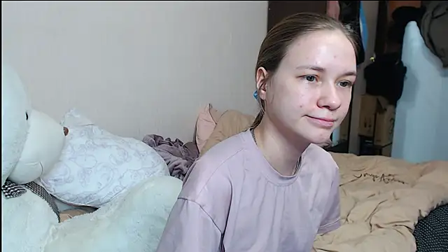 Snapshot of leila_bambi_ chatting on December 2024 09:28:02 AM leila bambi online show from December 2024 09:28:02 AM