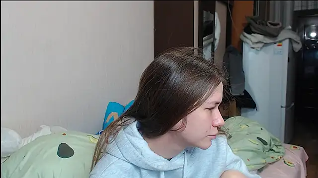 Snapshot of leila_bambi_ chatting on January 2025 04:21:02 PM leila bambi online show from January 2025 04:21:02 PM
