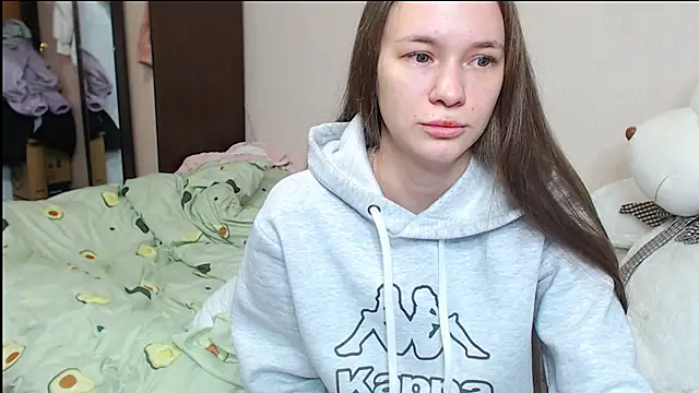 Snapshot of leila_bambi_ chatting on January 2025 03:37:01 AM leila bambi online show from January 2025 03:37:01 AM