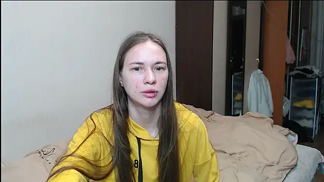 Snapshot of leila_bambi_ chatting on March 2025 08:31:01 AM leila bambi online show from March 2025 08:31:01 AM