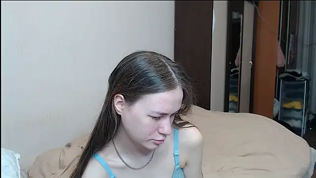 Snapshot of leila_bambi_ chatting on March 2025 03:44:02 AM leila bambi online show from March 2025 03:44:02 AM