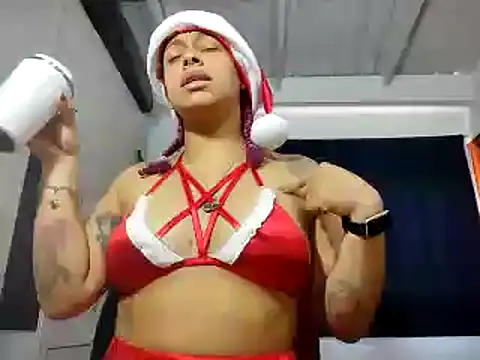 Cata Blue   online show from December 2024 06:24:02 PM
