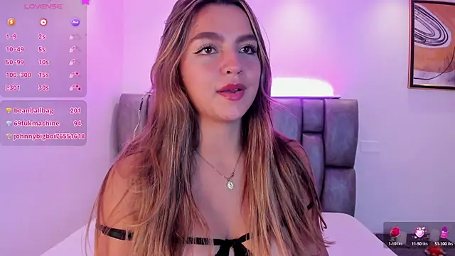 ambarcarterr online show from February 2025 08:30:02 PM
