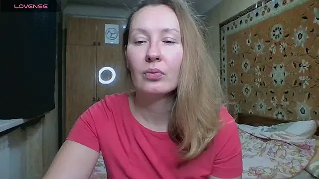 Snapshot of AnnaXLovers chatting on November 2025 06:47:02 AM AnnaXLovers online show from November 2025 06:47:02 AM