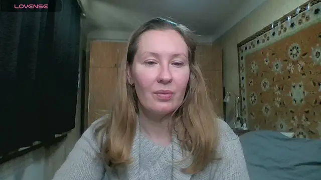 Snapshot of AnnaXLovers chatting on December 2025 11:48:02 AM AnnaXLovers online show from December 2025 11:48:02 AM