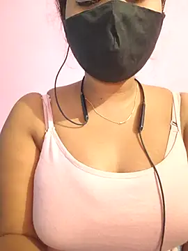 Snapshot of Samarya-78 chatting on March 2025 11:45:02 PM Samarya-78 online show from March 2025 11:45:02 PM