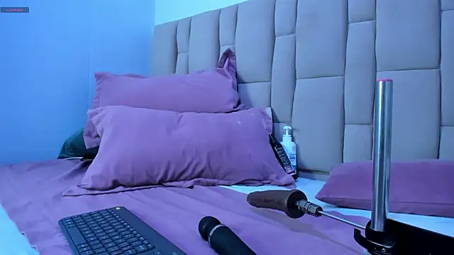 Abbyadams online show from January 2025 02:22:02 AM