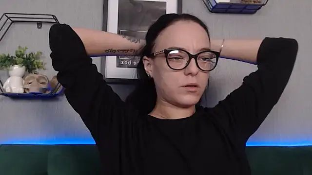 IzabelllNoir online show from December 2024 11:42:02 AM
