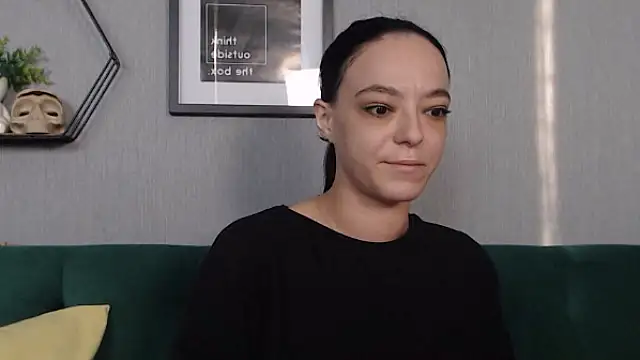 IzabelllNoir online show from January 2025 01:15:01 PM
