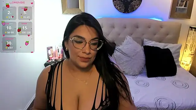 Daring  natasha  online show from December 2024 01:25:02 AM