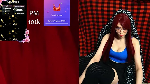 Snapshot of ElliMoor chatting on October 2025 11:14:02 AM ElliMoor online show from October 2025 11:14:02 AM