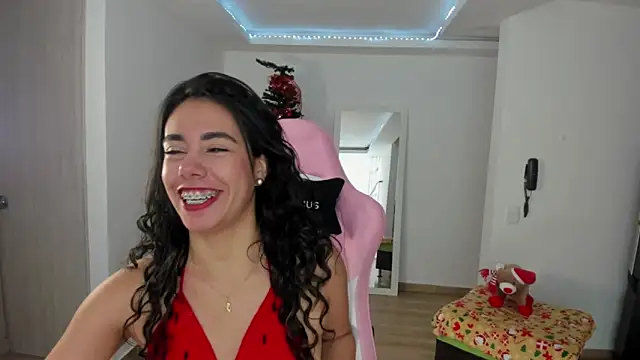 Snapshot of susana_monroy chatting on December 2024 09:11:02 PM susana monroy online show from December 2024 09:11:02 PM