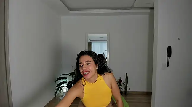 Snapshot of susana_monroy chatting on February 2025 11:21:02 PM susana monroy online show from February 2025 11:21:02 PM