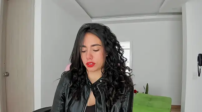 Snapshot of susana_monroy chatting on February 2025 07:24:02 PM susana monroy online show from February 2025 07:24:02 PM