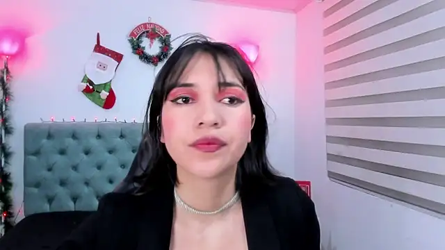 lina bedoya  online show from December 2024 11:41:01 AM