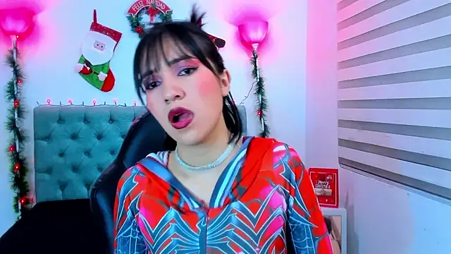 lina bedoya  online show from December 2024 11:50:02 AM