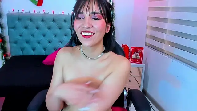 lina bedoya  online show from December 2024 05:58:02 PM