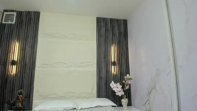 Snapshot of Lesly_sexy4u chatting on October 2025 11:22:02 AM Lesly sexy4u online show from October 2025 11:22:02 AM