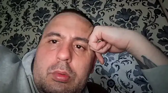 Basszos88i online show from December 2024 04:28:02 PM