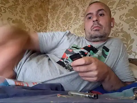 Basszos88i online show from September 2025 04:11:01 PM