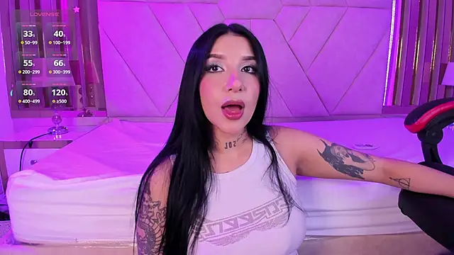 Snapshot of Leiaa_ chatting on November 2025 04:56:02 AM Leiaa online show from November 2025 04:56:02 AM