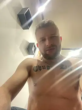 ricco77723 online show from February 2025 02:49:01 AM