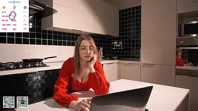 NoreenHatter online show from January 2025 09:04:01 PM