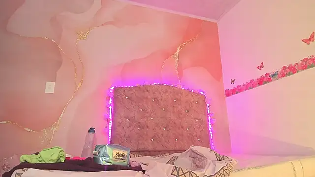 elizabethroman online show from December 2024 10:11:02 AM