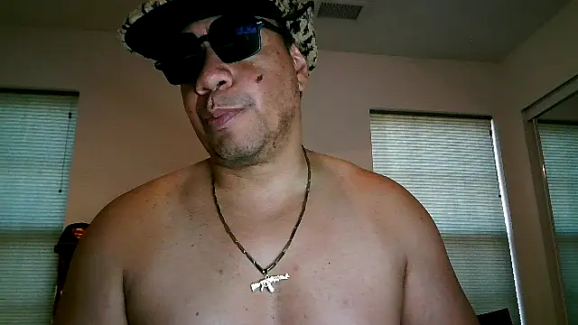 pimpdaddy4ever online show from December 2024 08:50:01 PM
