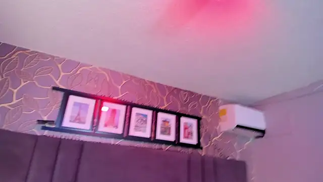 selene tylor  online show from January 2025 04:11:02 AM