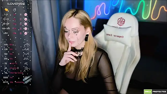 Bad Girl009 online show from October 2025 04:30:01 PM